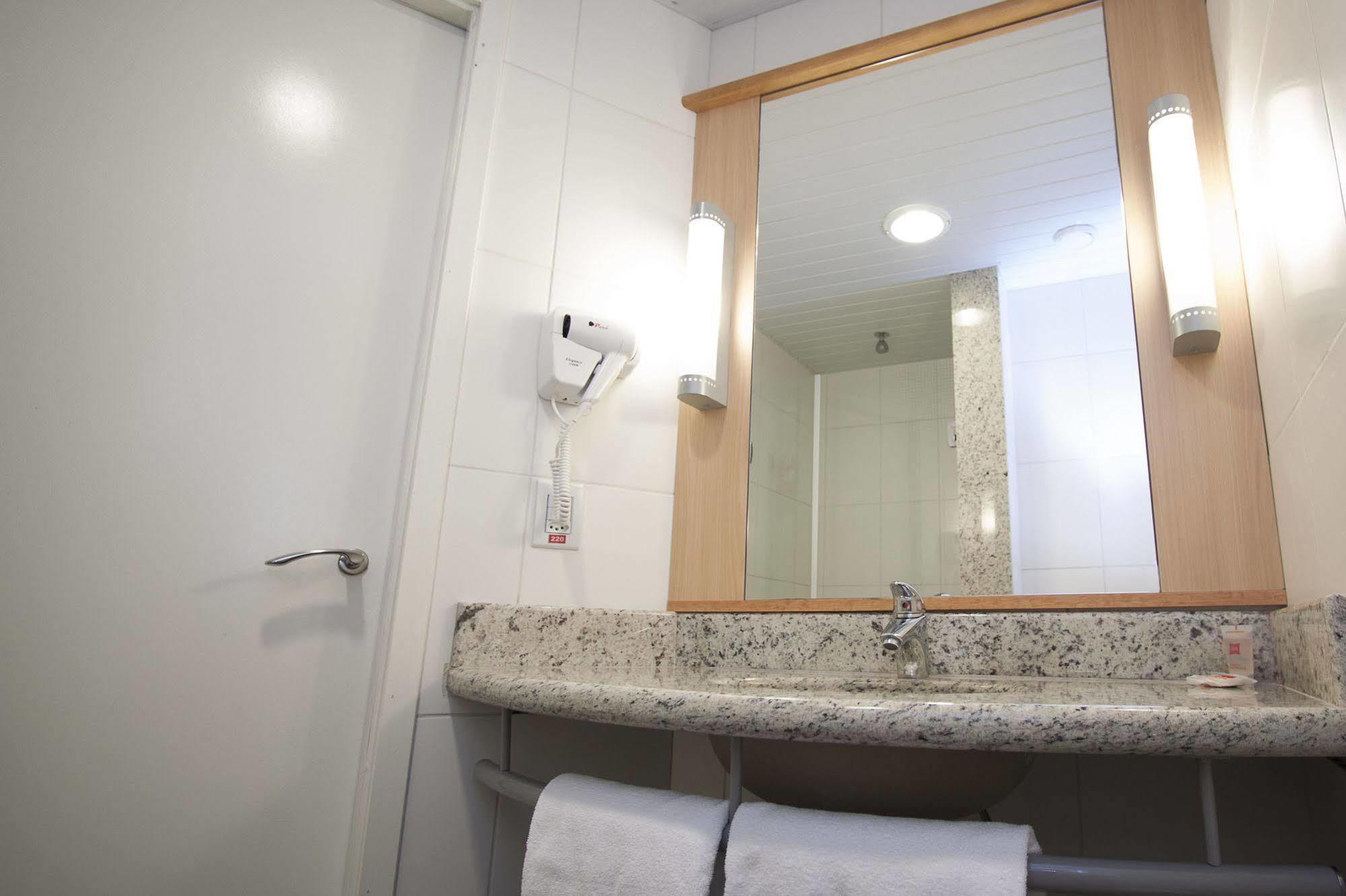 Готель Ibis Cascavel Екстер'єр фото