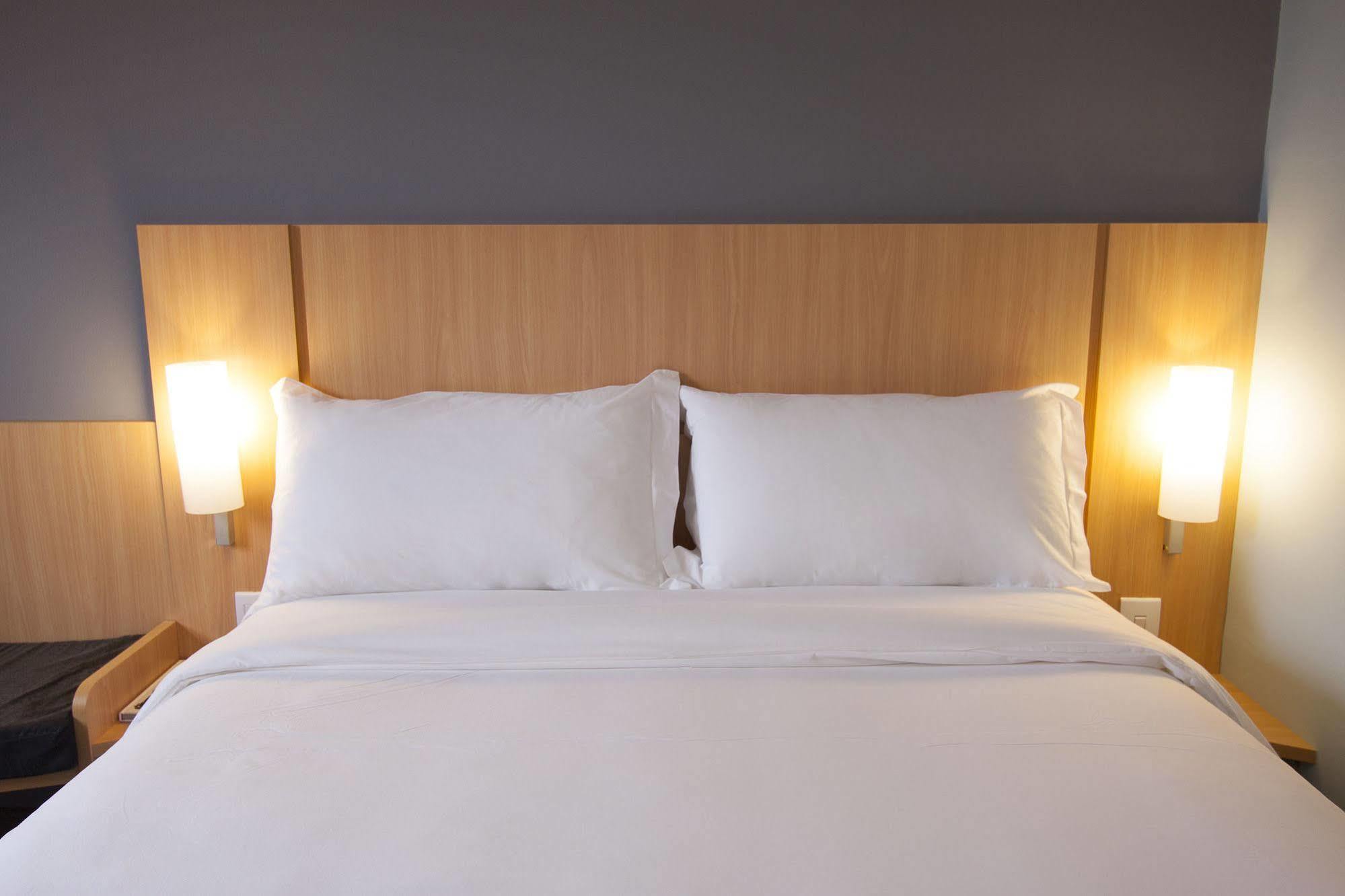 Готель Ibis Cascavel Екстер'єр фото